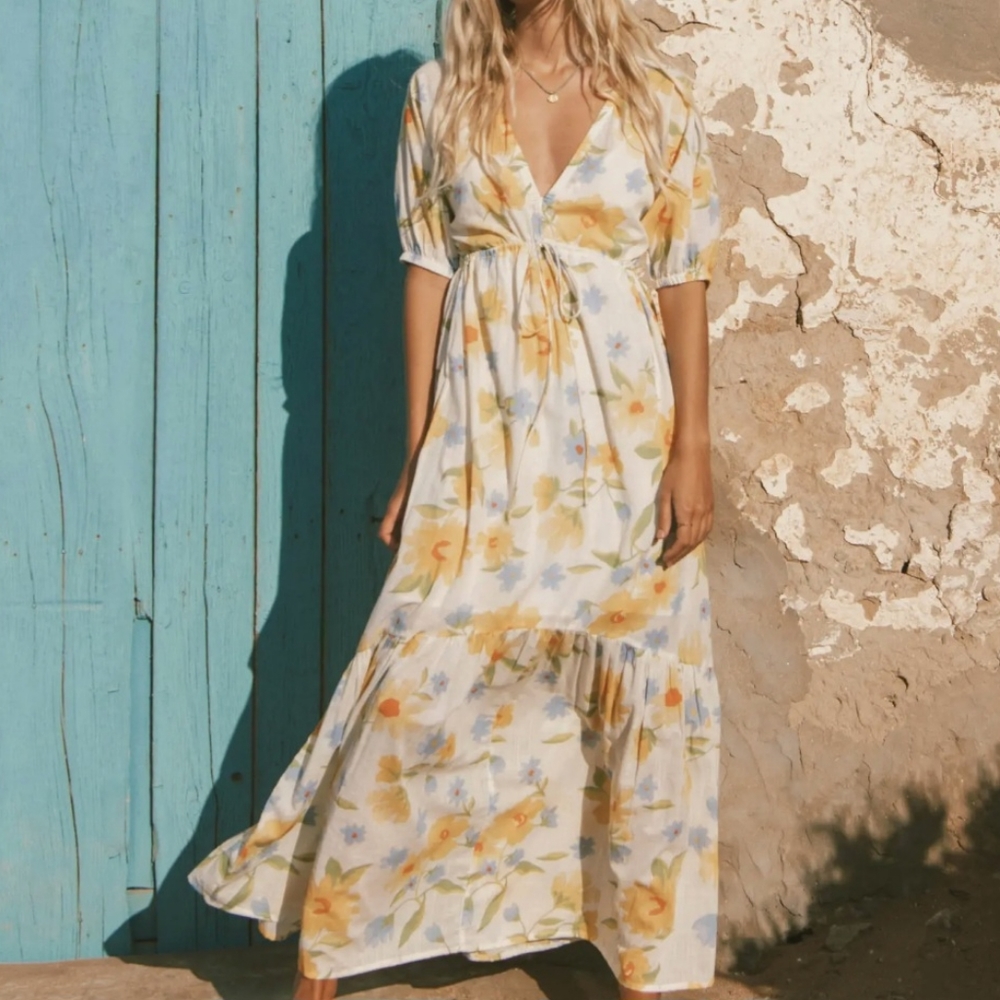 Billabong Lost In Love White and Yellow Maxi Dress Sz M NWT